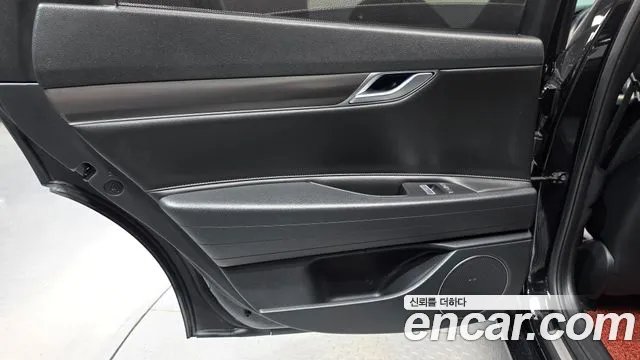 Genesis G80 RG3 — Фото автомобиля 14