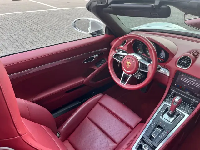 Porsche 718 — Фото автомобиля 17