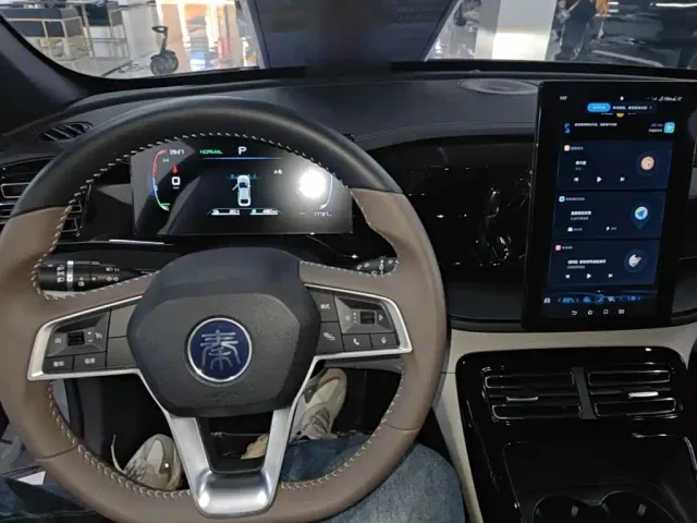 BYD Qin PLUS — Фото автомобиля 9