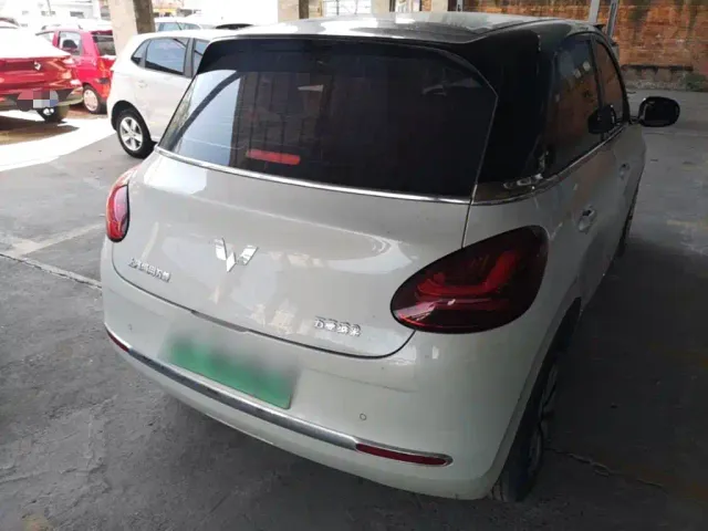 Wuling Bingo — Фото автомобиля 6