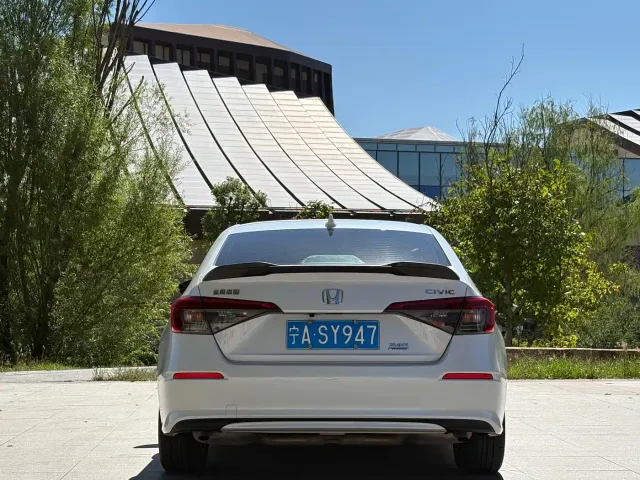 Honda Civic — Фото автомобиля 8