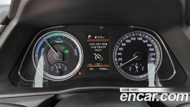 Hyundai Sonata — Фото автомобиля 8
