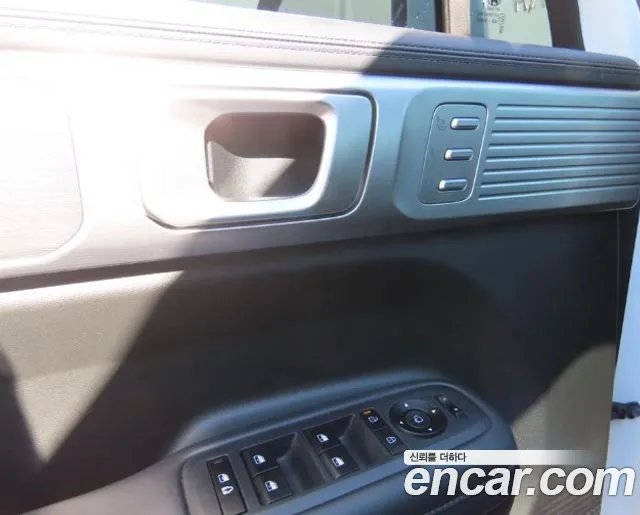 Hyundai Santa Fe MX5 — Фото автомобиля 12