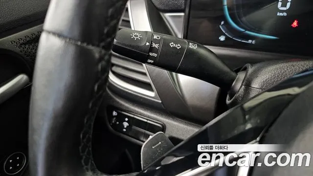 Kia Seltos New — Фото автомобиля 14