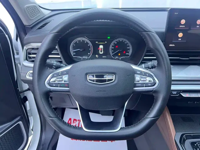 Geely Vision X6 — Фото автомобиля 11
