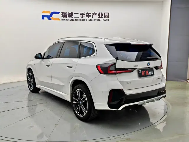 BMW X1 — Фото автомобиля 16
