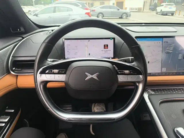 Xpeng G9 — Фото автомобиля 10