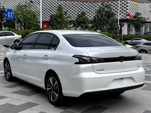 Peugeot 408 — Фото автомобиля 20