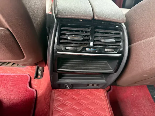 BMW 5 Series — Фото автомобиля 28