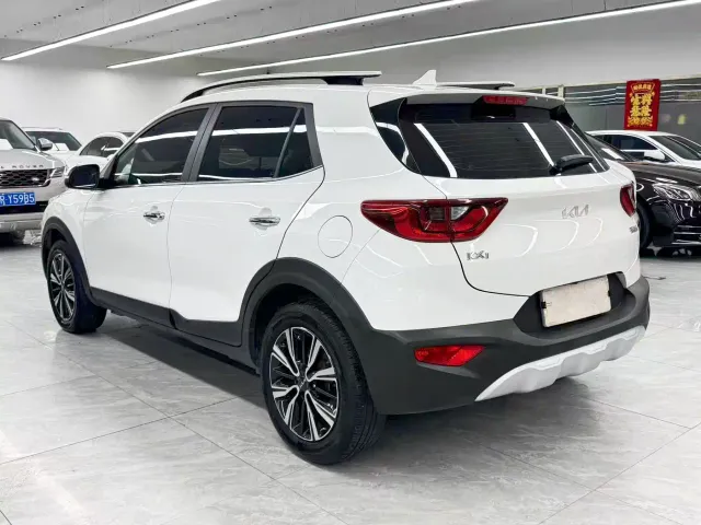Kia KX1 — Фото автомобиля 4