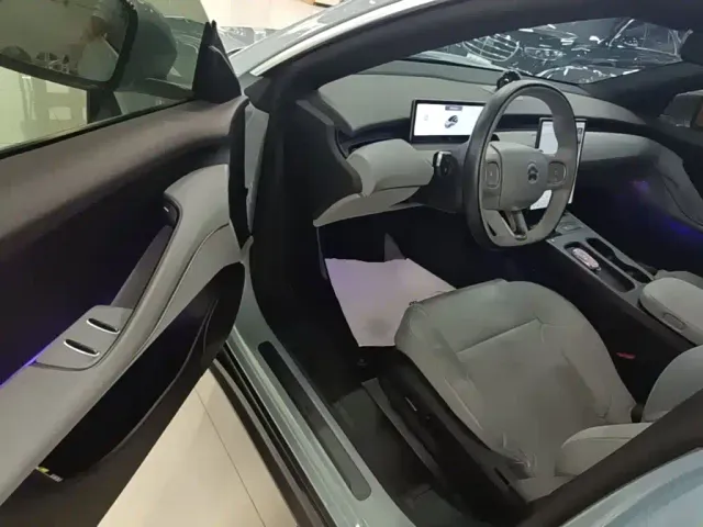 Nio ET5 Touring — Фото автомобиля 15