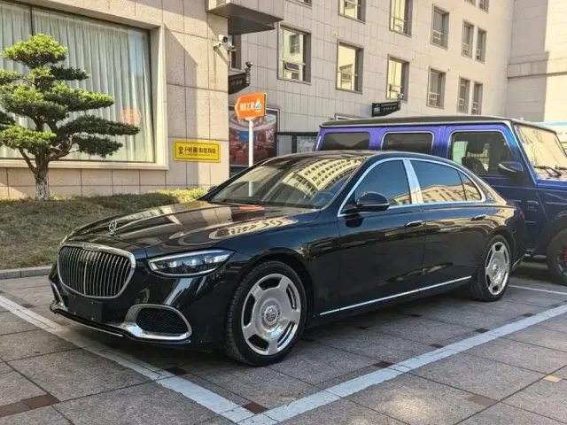 Фотография автомобиля — Mercedes-Benz Maybach S-Class