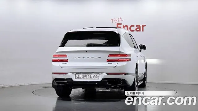 Genesis GV80 — Фото автомобиля 4