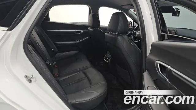 Hyundai Sonata Exclusive — Фото автомобиля 23