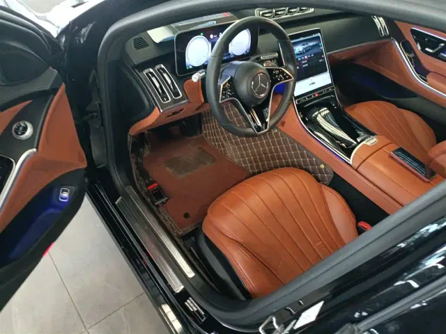 Mercedes-Benz S-Class — Фото автомобиля 15