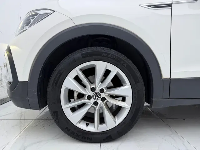 Volkswagen T-Cross — Фото автомобиля 7