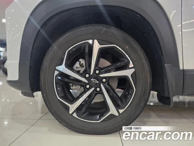 ChevroletGMDaewoo Trailblazer Trailblazer 1.3 турбо 4WD — Фото автомобиля 4