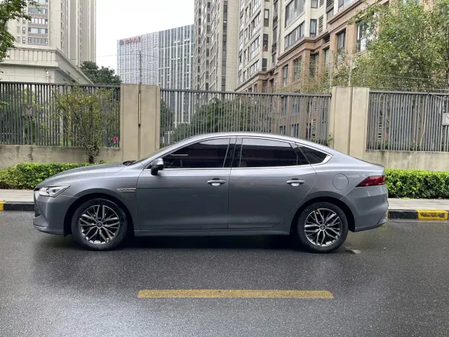 BYD Qin PLUS — Фото автомобиля 4