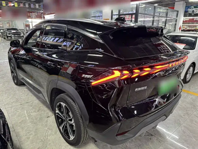 Geely Galaxy L7 — Фото автомобиля 10