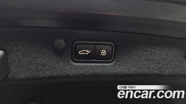 Hyundai Grandeur New — Фото автомобиля 19
