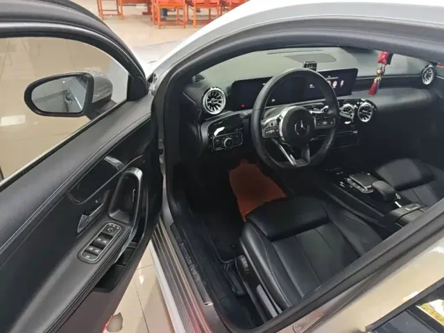 Mercedes-Benz A-Class — Фото автомобиля 15