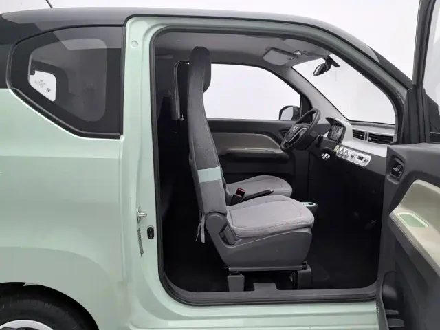 Wuling Hongguang Mini EV — Фото автомобиля 23
