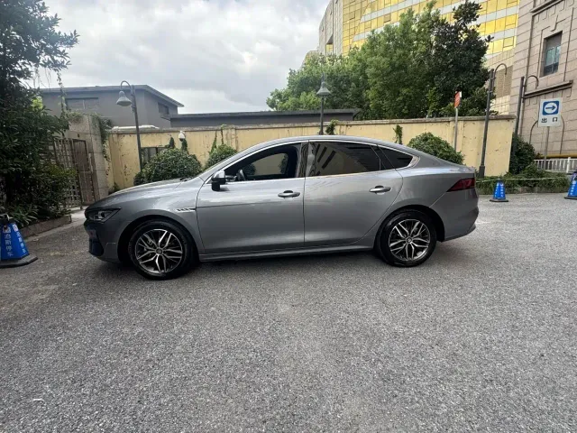 BYD Qin PLUS — Фото автомобиля 6