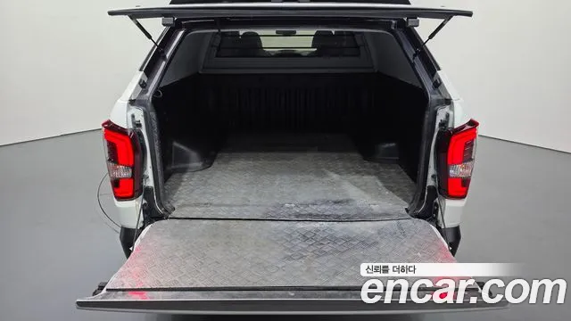 KG_Mobility_Ssangyong Rexton Новый Rexton Sport Khan Дизель 2.2 4WD — Фото автомобиля 30
