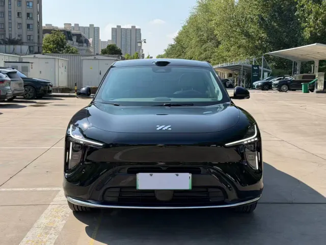 IM Motors LS6 — Фото автомобиля 2
