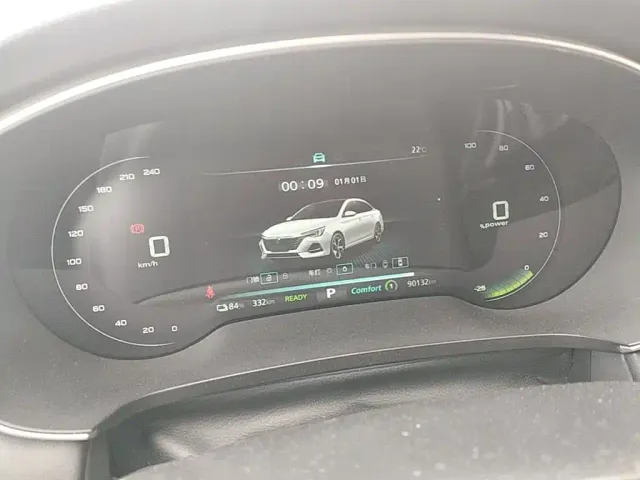 Roewe i6 MAX EV — Фото автомобиля 11