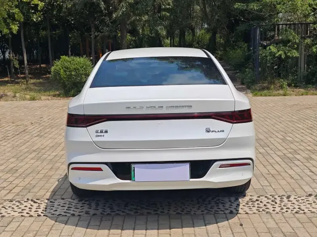 BYD Qin PLUS — Фото автомобиля 9
