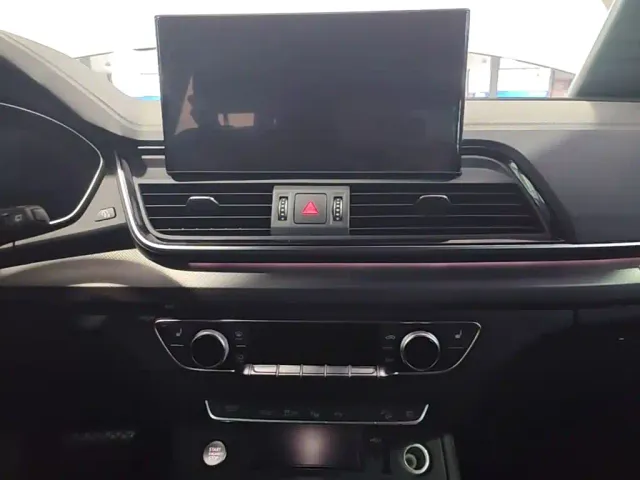 Audi Q5L Sportback — Фото автомобиля 12