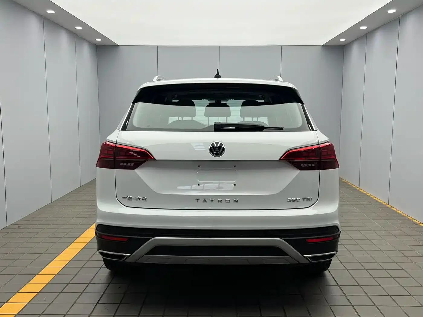 Volkswagen Tayron 2022 280TSI 2WD Luxury Smart Connect Edition — Фото автомобиля 5