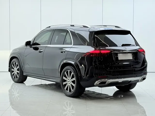 Mercedes-Benz GLE-Class — Фото автомобиля 14
