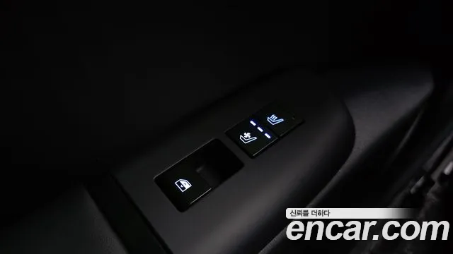 Hyundai Grandeur Grandeur (GN7) 2.5 Бензин 2WD — Фото автомобиля 6