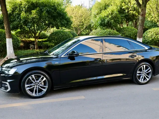 Audi A6L — Фото автомобиля 7