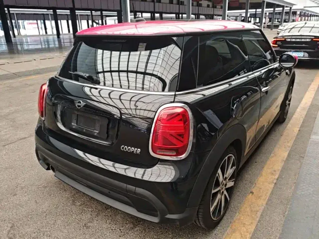 MINI Hatch — Фото автомобиля 6