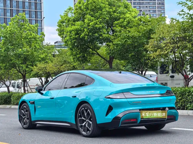 Xiaomi SU7 — Фото автомобиля 6