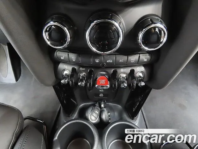 MINI Cooper — Фото автомобиля 14