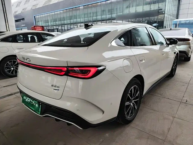 BYD Seal 06 — Фото автомобиля 6