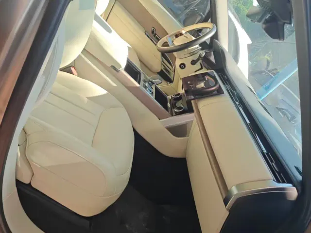 Land Rover Range Rover — Фото автомобиля 7