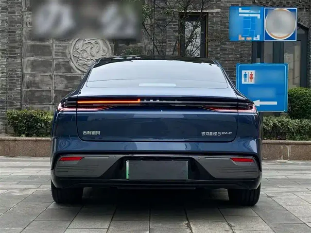 Geely Galaxy Xingyao 8 — Фото автомобиля 5