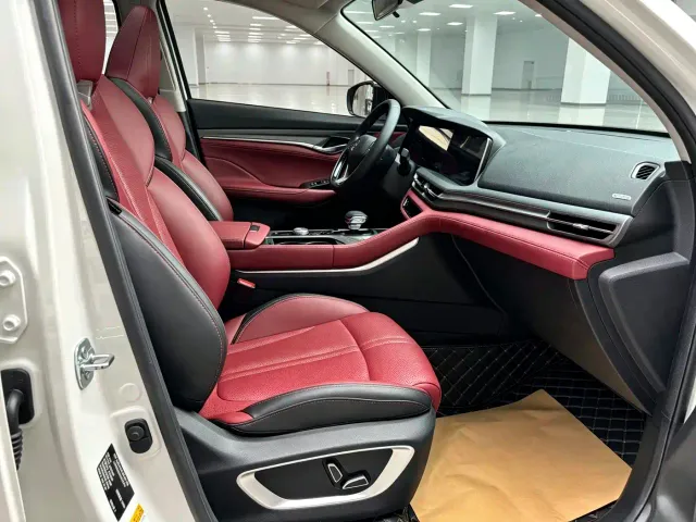 Changan CS75 Plus — Фото автомобиля 6