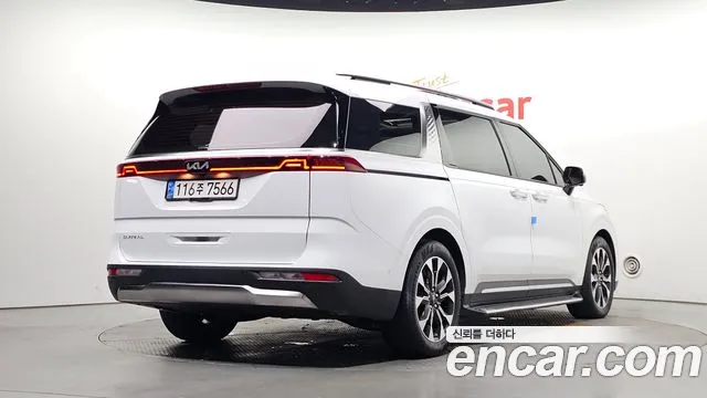 Kia Carnival 4th Gen — Фото автомобиля 2