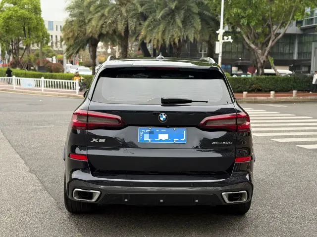 BMW X5 — Фото автомобиля 8