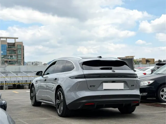 Nio ET5 Touring — Фото автомобиля 9
