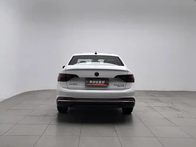 Volkswagen Sagitar — Фото автомобиля 4