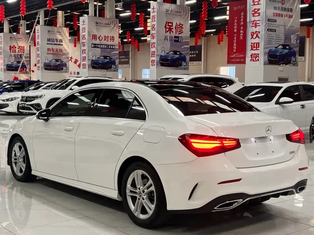 Mercedes-Benz A-Class — Фото автомобиля 14