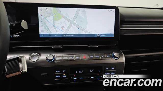 Hyundai Kona SX2 — Фото автомобиля 14