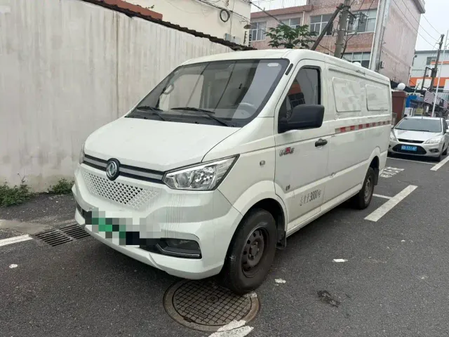Фотография автомобиля — Dongfeng Yufeng Yufeng EM26